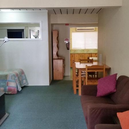 Clifford Park Motor Inn トゥーンバ 部屋 写真