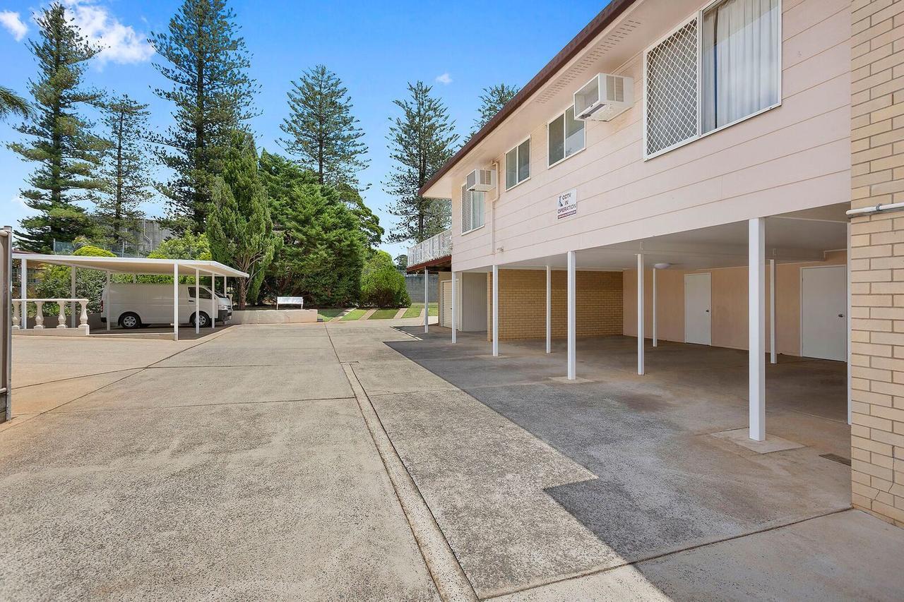 Clifford Park Motor Inn トゥーンバ エクステリア 写真
